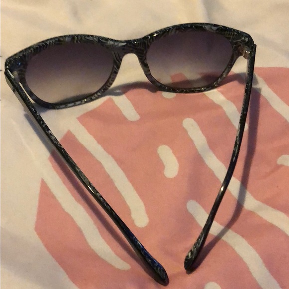 Tortoise & Blond sunglasses - Picture 3 of 4